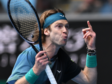 非单纯依赖 非单纯依赖