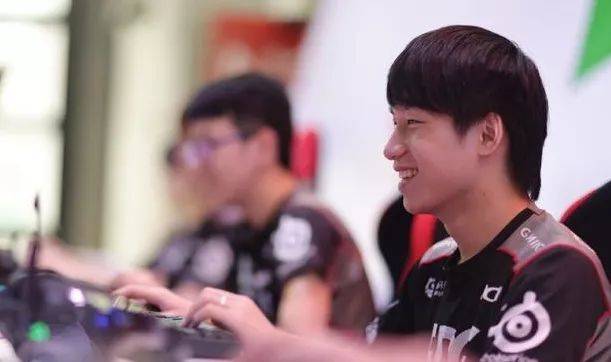 职业晚期的 职业晚期的